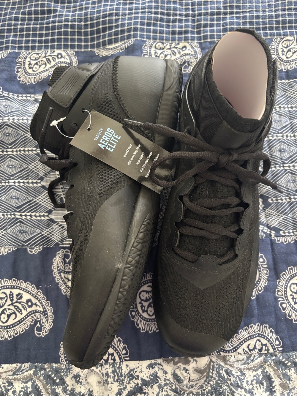 Varsity Aeros NWT 10.5